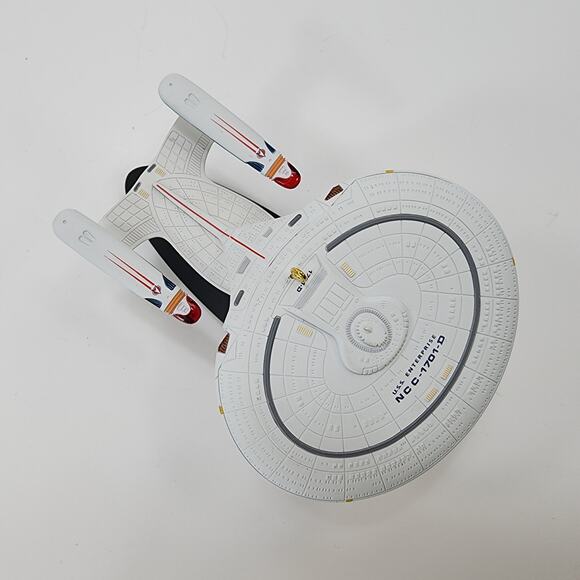 Hallmark Star Trek USS Enterprise NCC-1701-D Ornament - Picture 4 of 6
